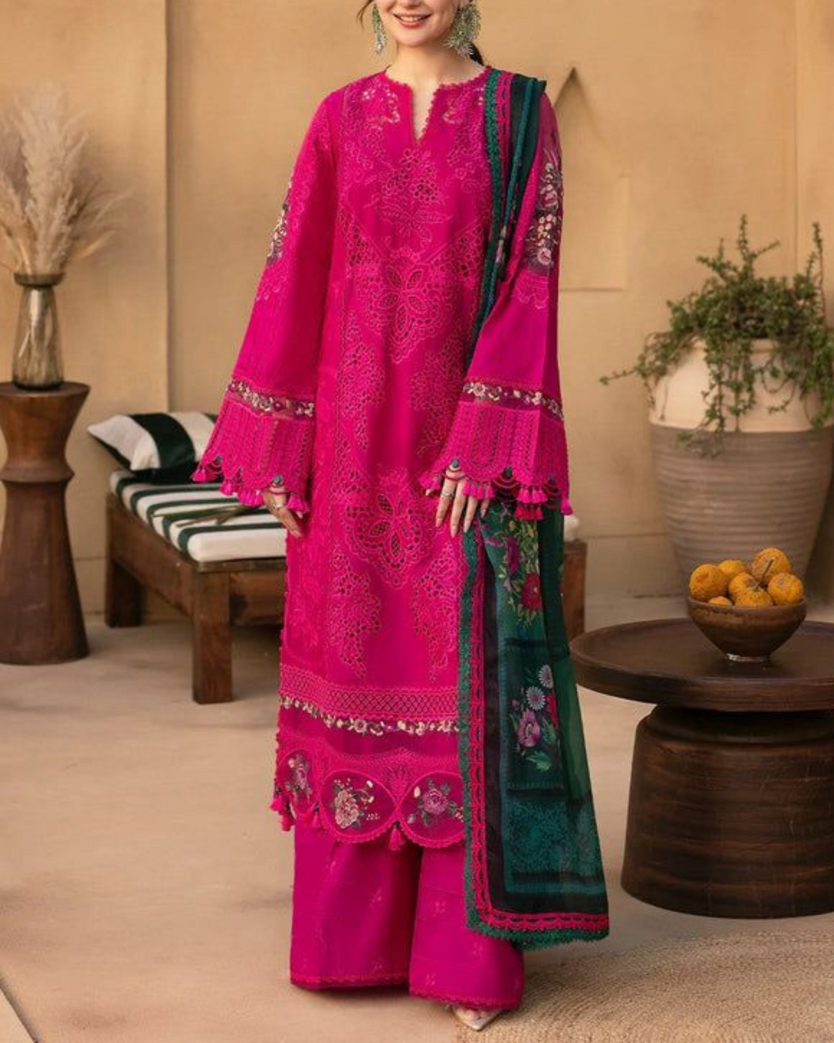 SAIRA RIZWAN – 3PC DHANAK BORING CHIKANKARI EMBROIDERED SUIT WITH TWILL/WOOL PRINTED DUPATTA – 5093
