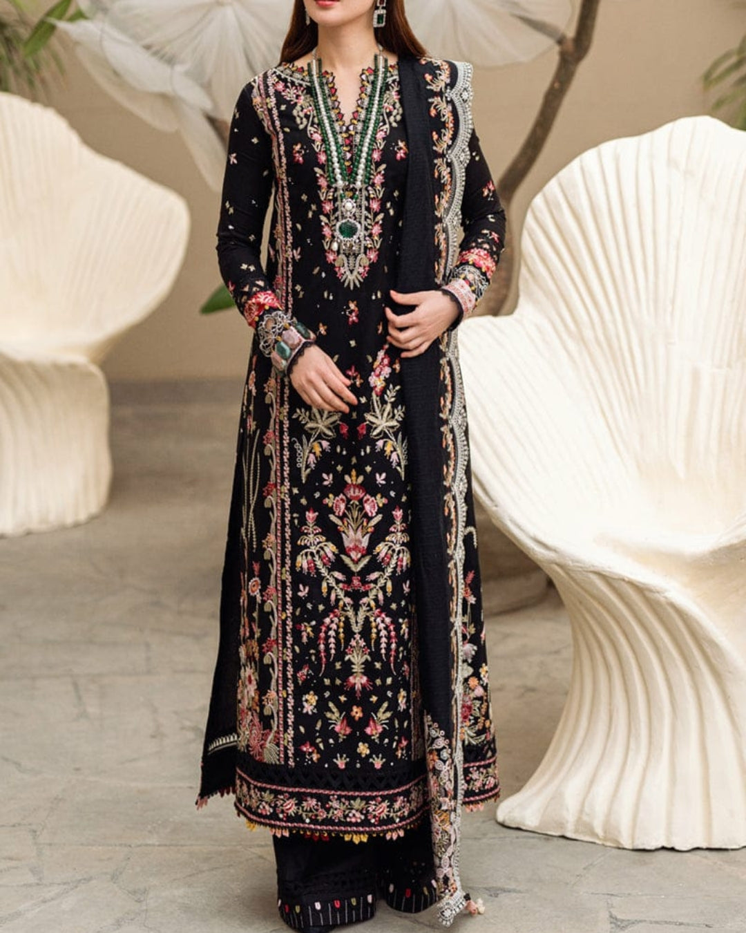 QALAMKAR – 3PC LAWN EMBROIDERED SHIRT, TROUSER & EMBROIDERED KHADI NET DUPATTA – BRC 1239