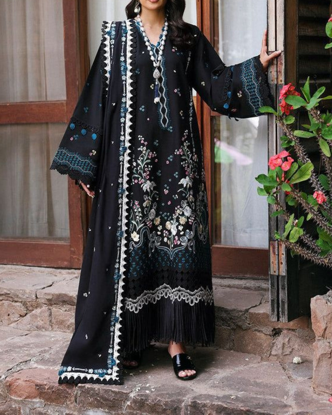 REPUBLIC WOMENSWEAR – 3PC UNSTITCHED DHANAK EMBROIDERED SUIT