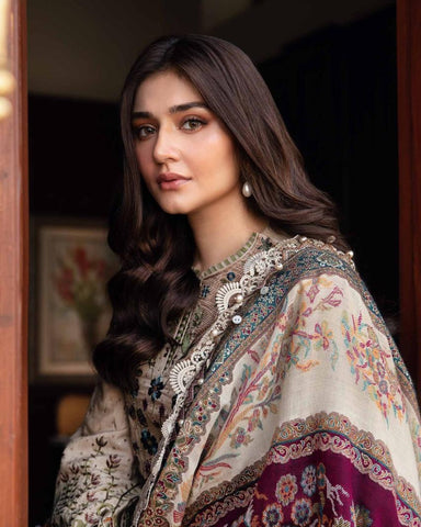 MARIA B – MPRINT LAWN COLLECTION 2025 | 3PC LAWN PRINTED SHIRT WITH EMBROIDERED CHIFFON DUPATTA AND CAMBRIC TROUSER