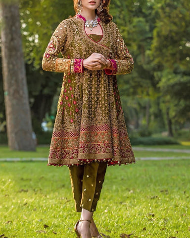 AISHA IMRAN – 3PC CHIFFON EMBROIDERED SUIT WITH SEQUENCE & HANDWORK