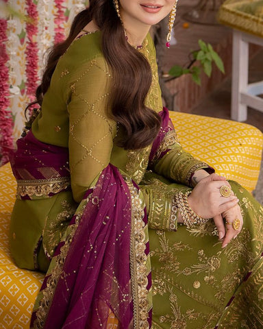 ASIM JOFA – 3PC CHIFFON SEQUINS UNSTITCHED EMBROIDERED SUIT WITH SATIN SILK TROUSER