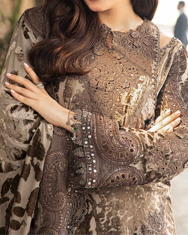 MARIA B - 3PC LAWN EMBROIDERED SHIRT WITH CHIFFON EMBROIDERED DUPATTA AND COTTON TROUSER - KPR-DL-1